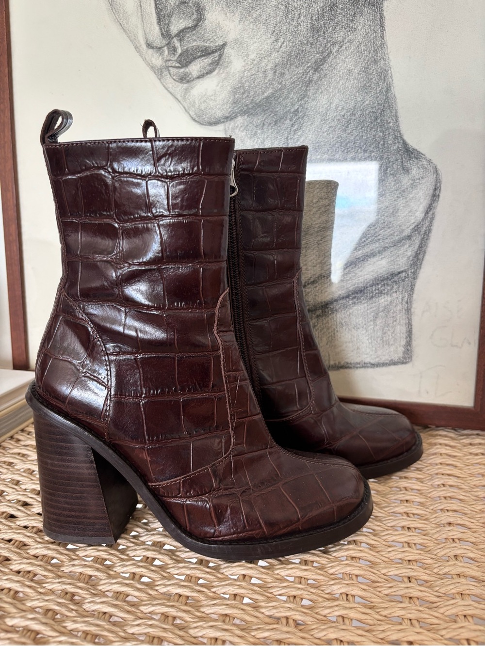 L'INTERVALLE Croc-Embossed Dark Brown Block Heel Ankle Boots